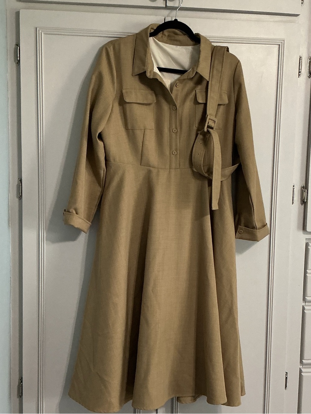 ONEBUYE Tan Belted Long Sleeve Dress 14